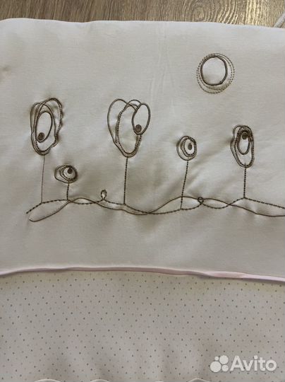 Бортики в детскую кроватку