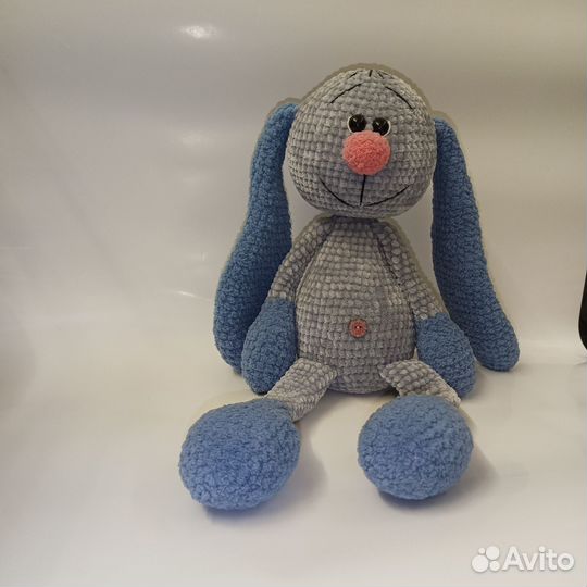 Плюшевый заяц