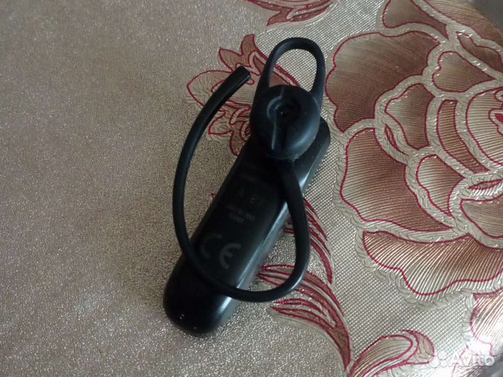 Bluetooth гарнитура plantronics