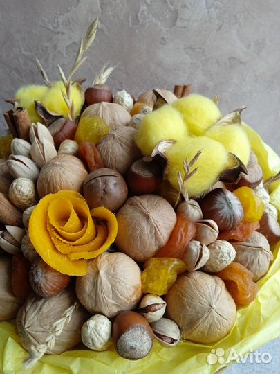 Букет с хлопком