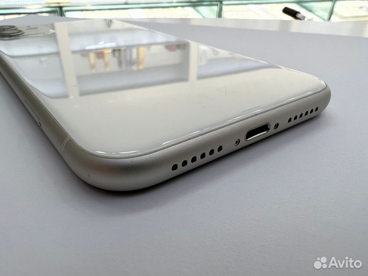 Телефон, Apple iPhone 11 128 GB