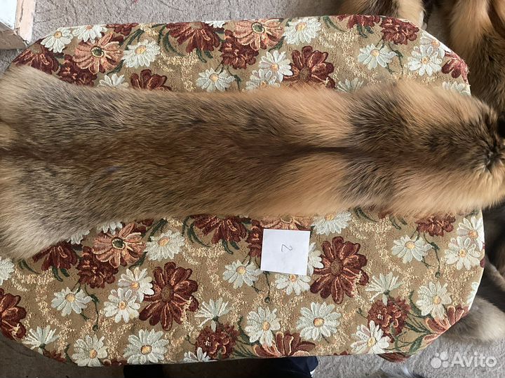 Выделанные шкуры лис сиводушек