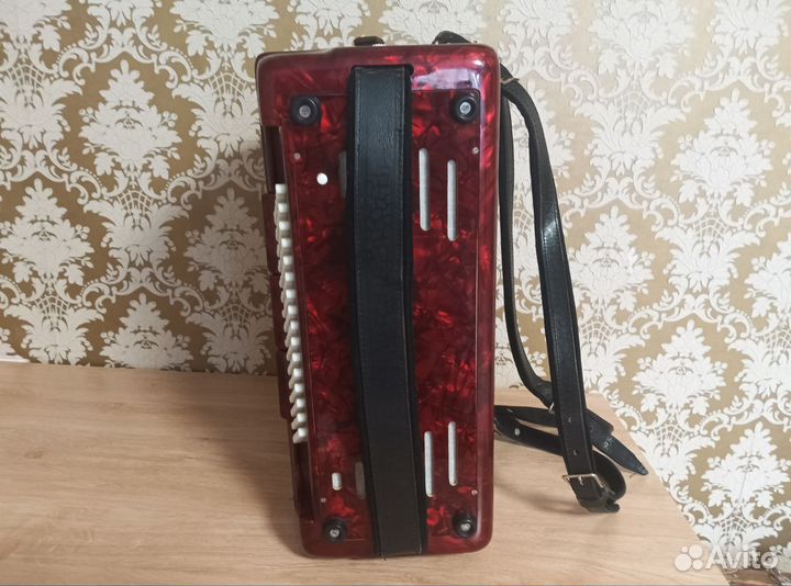 Немецкая аккордеон Royal standard marina