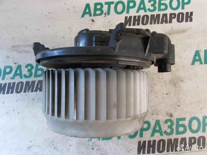 Моторчик отопителя для Toyota Vitz KSP90