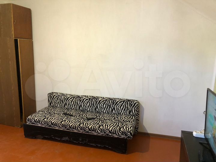 Комната 37 м² в 2-к., 2/2 эт.