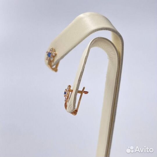 Серьги ромашка с фианитом