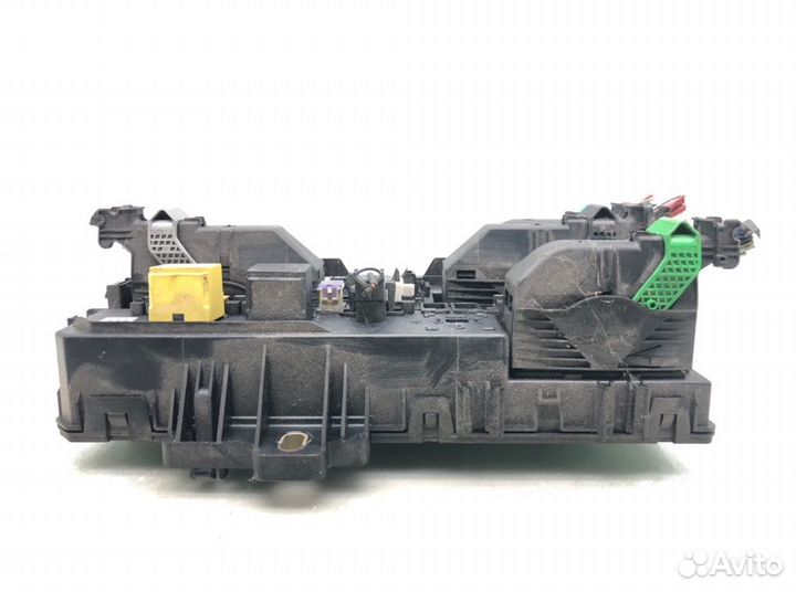 Блок предохранителей Opel Astra H 1.7 cdti 2009