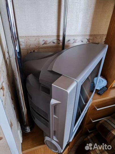 Кинескопный телевизор Samsung Plano бу 53 см