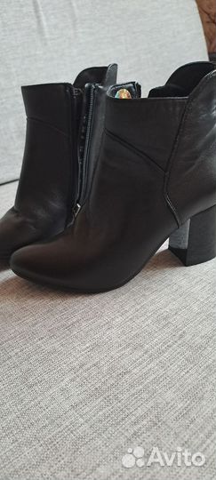 Ботинки демисезонные женские