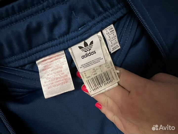Костюм спортиный adidas рост 150-152 (3 вещи)