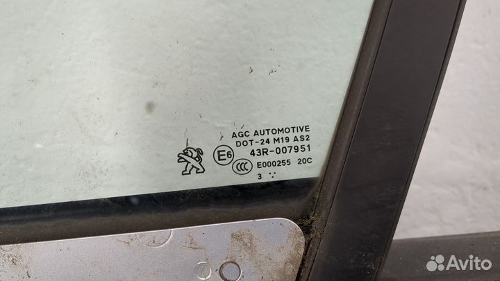 Дверь боковая левая передняя Peugeot 208