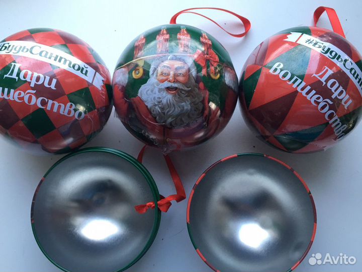 Подарочные шары Кока Кола с носками