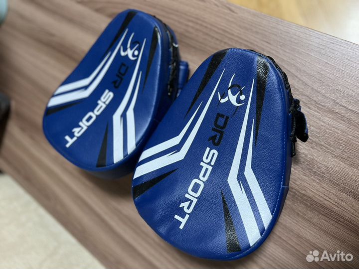 Боксерские лапы новые