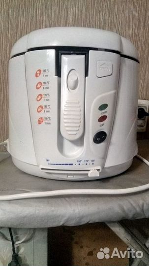 Фритюрница daewoo DI-2302S в коробке