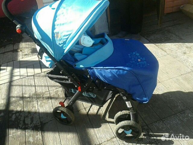 Прогулочная коляска