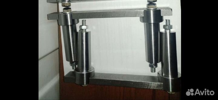 Планка металл фиксации распредвалов 21179 Vesta1.8