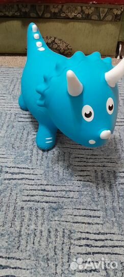 Прыгунок бегемот