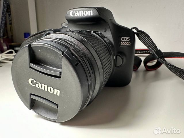 Зеркальный фотоаппарат Canon EOS 2000D kit 18-55mm объявление продам