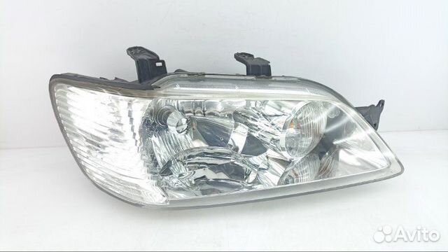 Фара правая Mitsubishi Lancer Cedia CS2V