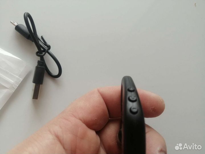 Bluetooth гарнитура наушник