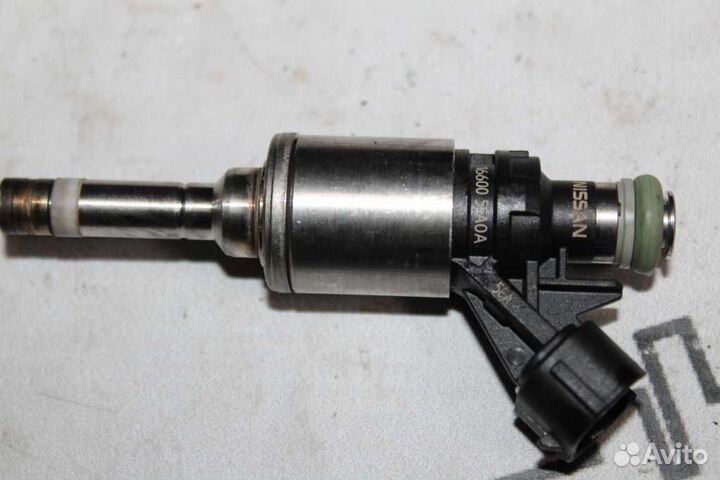 Форсунка nissan VR30-ddtt 166005CA0A