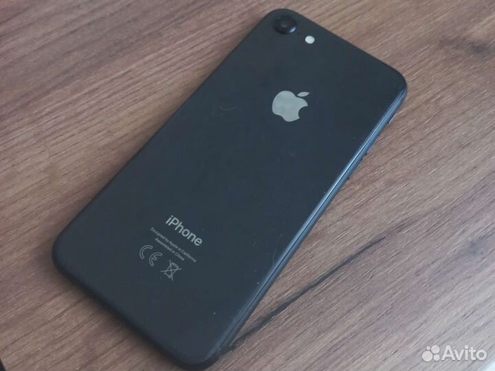 Телефон iPhone 8 64 gb