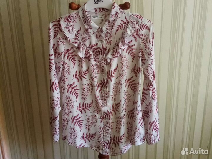 Джинсы+блузка 140р