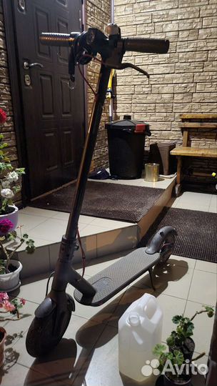 Самокат взрослый электрический бу