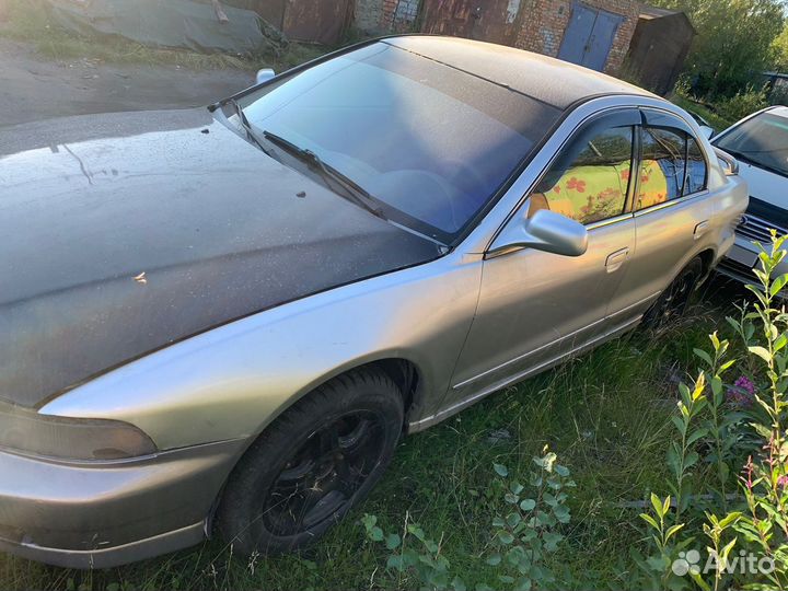 Mitsubishi Galant 2.4 AT, 2002, битый, 260 000 км