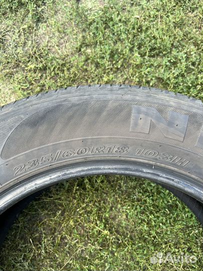 Nexen Roadian 581 235/60 R18 103