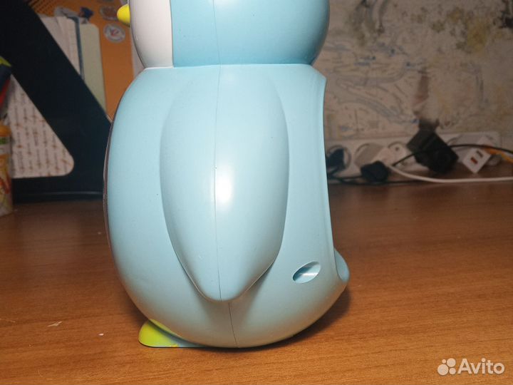 Часы в виде пингвина