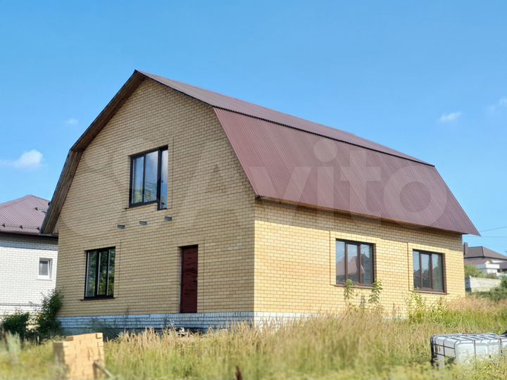 Дом 195 м² на участке 10 сот.