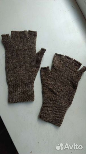 Перчатки без пальцев мужские