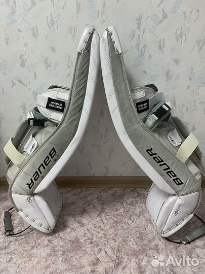 Вратарские щитки bauer supreme 3s int L