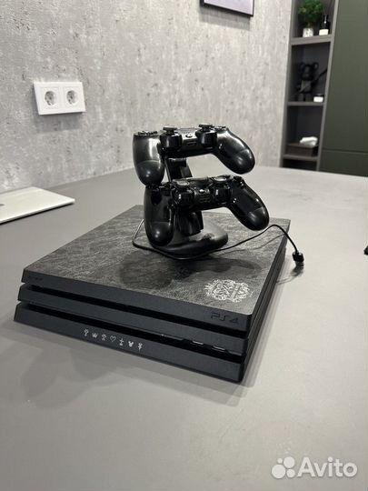 Sony ps4 limited edition pro 1tb