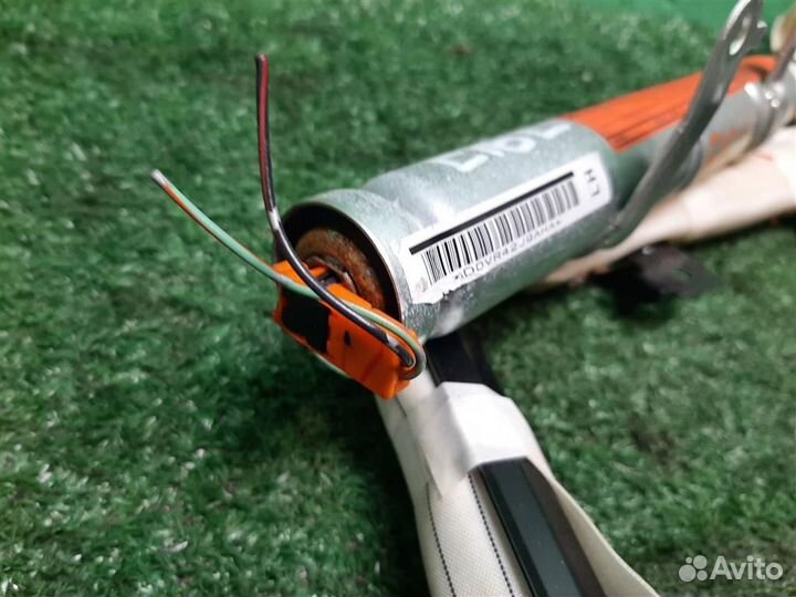 Подушка безопасности (шторка) левая Mazda 3 (BK)