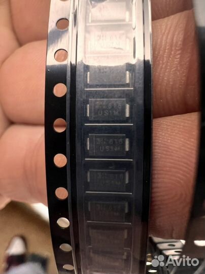 US1M, диод ультрабыстрый 1A 100B