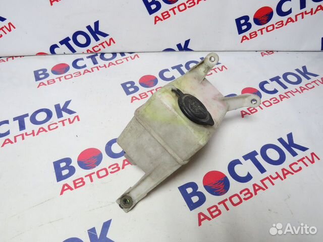 Бачок омывателя toyota townace noah SR40G, CR50G