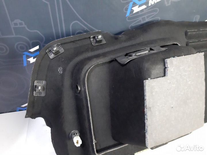 Обшивка багажника правая Audi A6 C6 AUK 2005