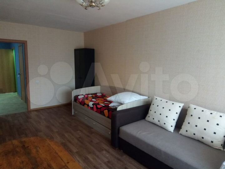 3-к. квартира, 85 м², 1/3 эт.