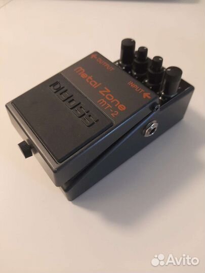 Гитарная педаль Boss Metal Zone MT-2