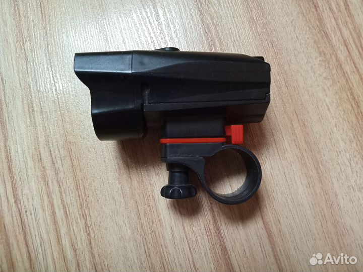 Фонарик на велосипед