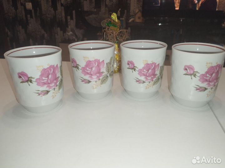 Кофейный набор и чайные чашки