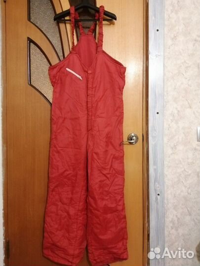 Женский лыжный костюм и краги