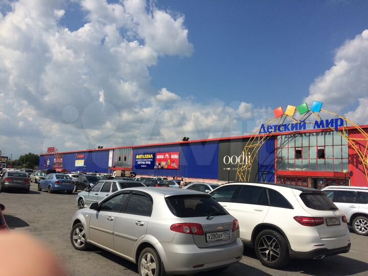 Торговая площадь, 3000 м²