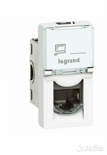 Розетка компьютерная Legrand