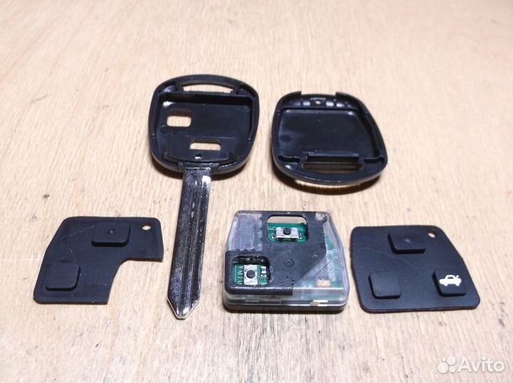 89071-0D010 Toyota Corolla remote key 433Mhz