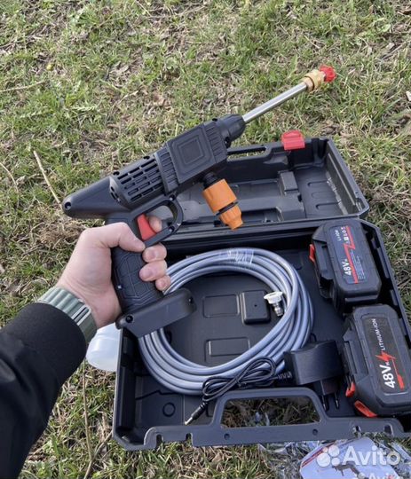 Аккумуляторная мини мойка