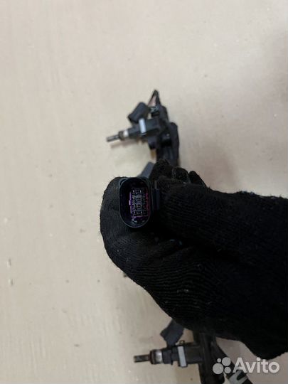 Рейка топливная (рампа) czpa (Audi A7)