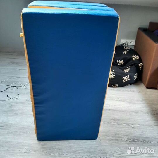 Мат гимнастический складной 4-х секционный